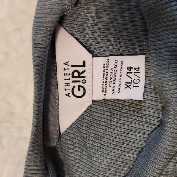 Athleta Girl Give It A Twist Top - Picture 4 of 4